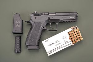 9mm Ammo & Handgun