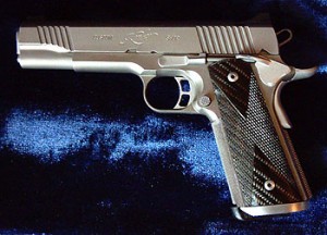 Kimber Gold Combat Stainless Steel 1911